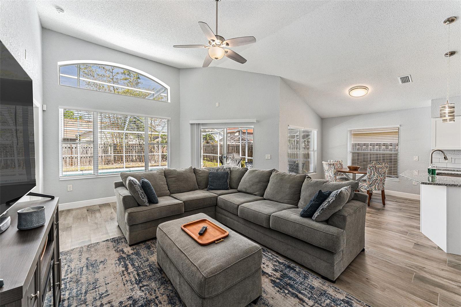 8941 SOUTHBAY DR, TAMPA, FL, 33615
