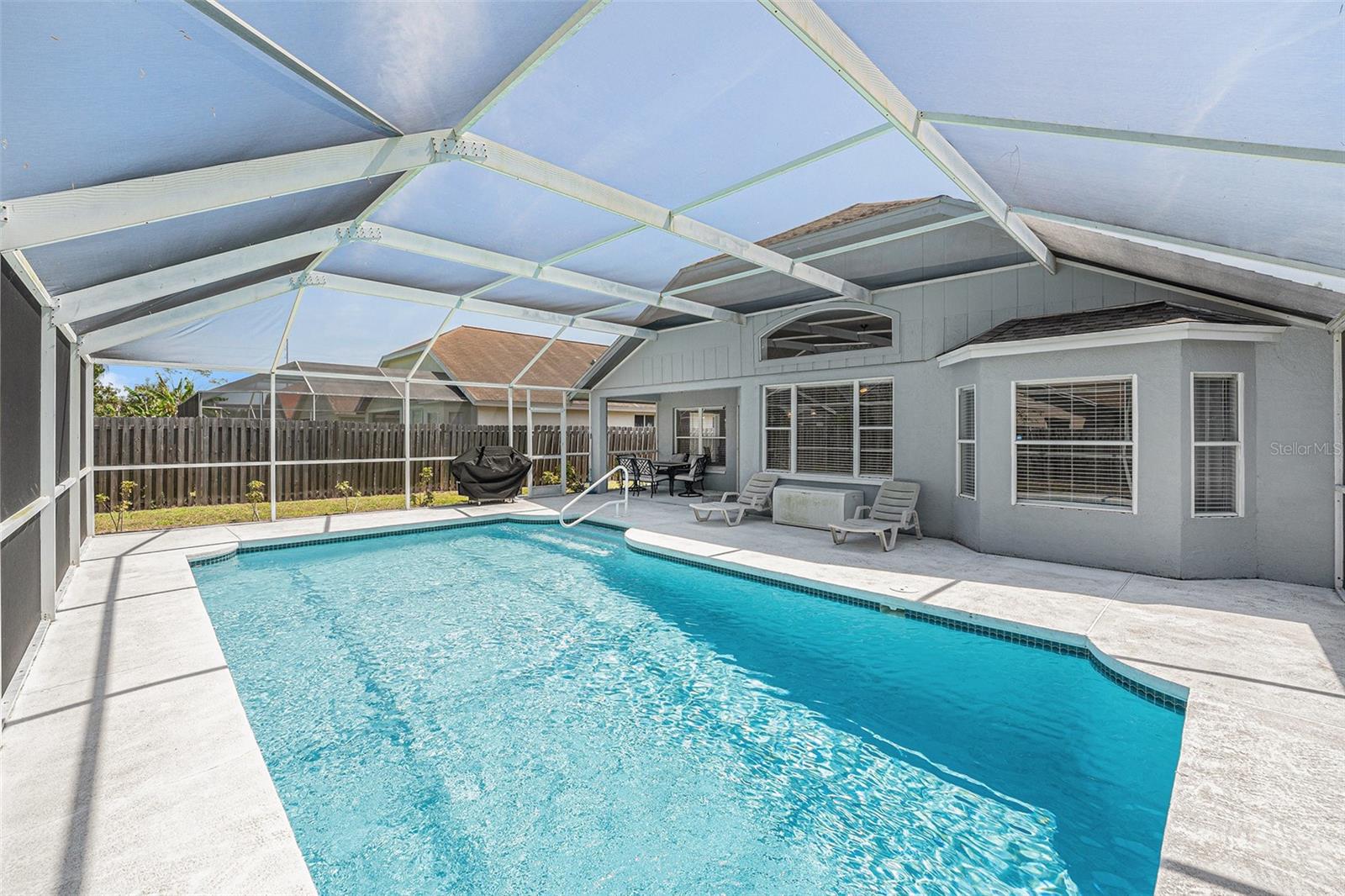 8941 SOUTHBAY DR, TAMPA, FL, 33615