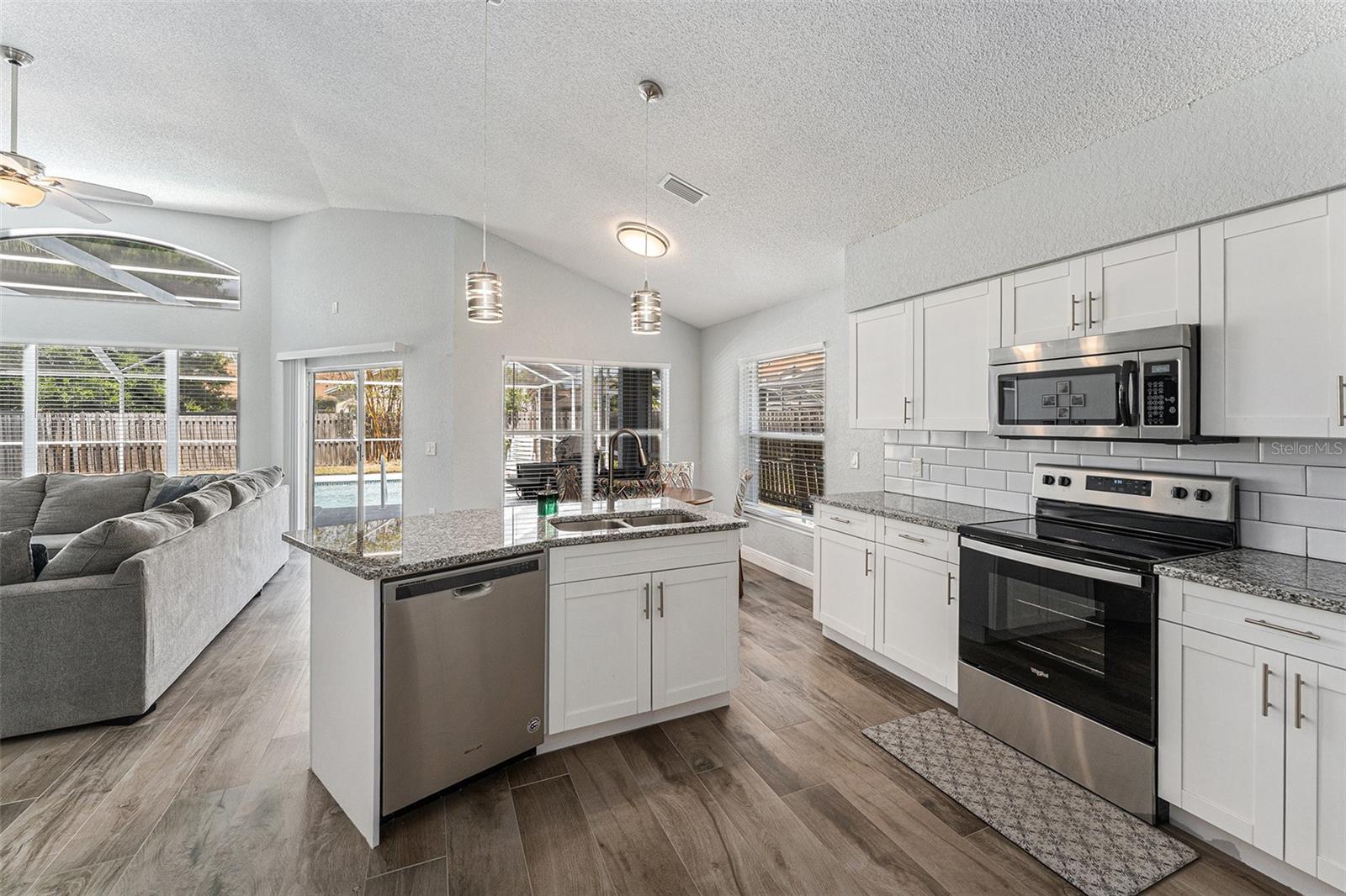 8941 SOUTHBAY DR, TAMPA, FL, 33615
