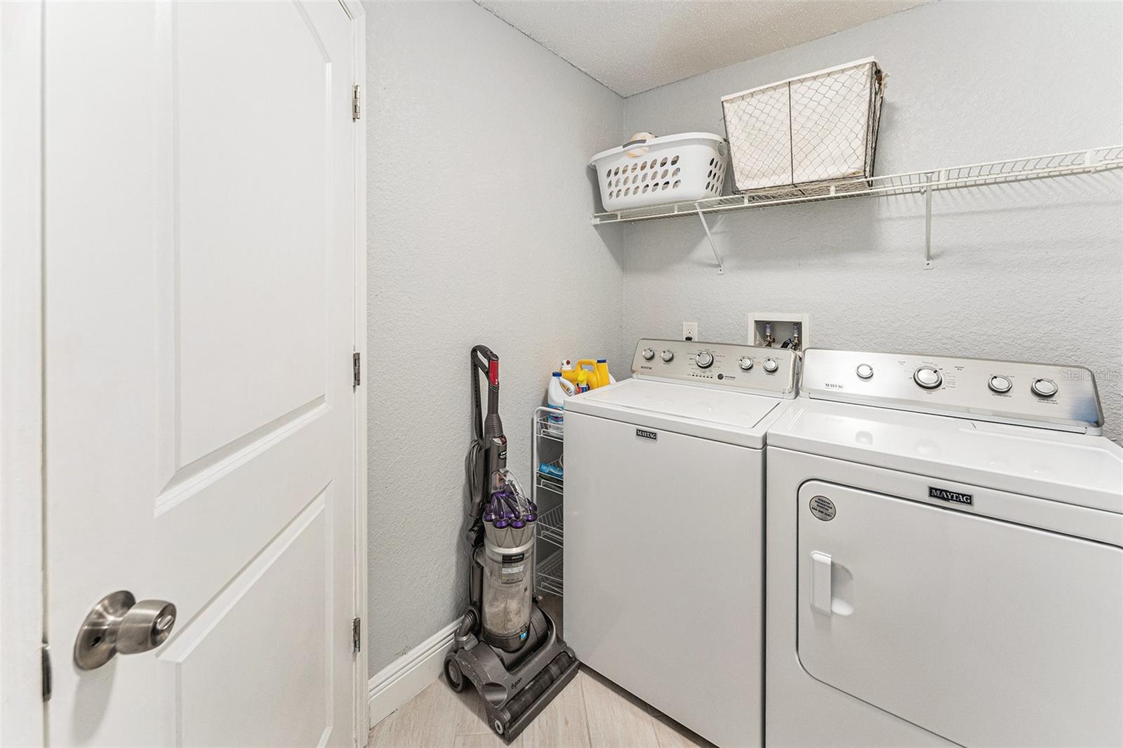 8941 SOUTHBAY DR, TAMPA, FL, 33615