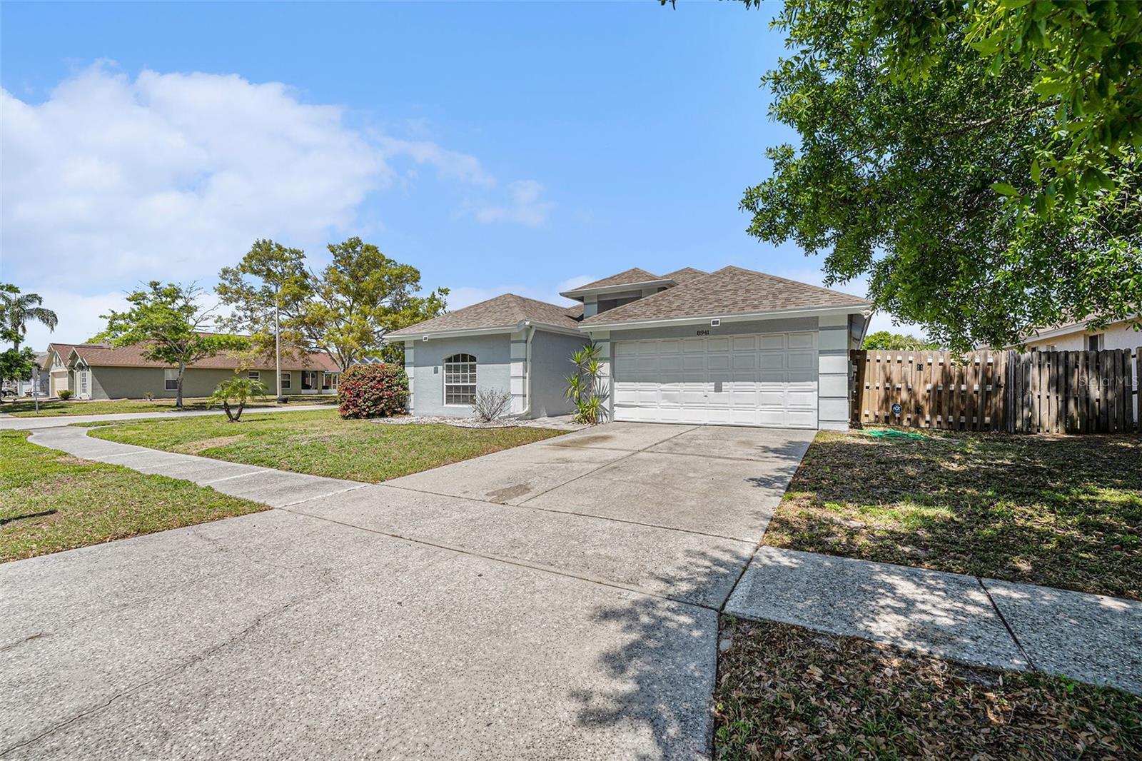 8941 SOUTHBAY DR, TAMPA, FL, 33615
