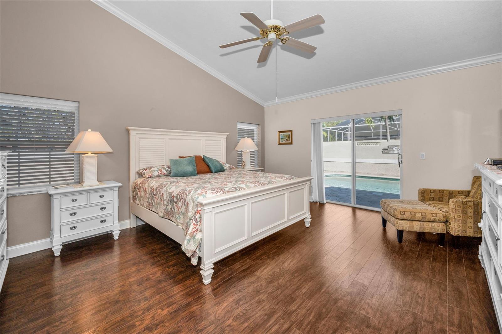8155 ELISABETH LN, SEMINOLE, FL, 33777
