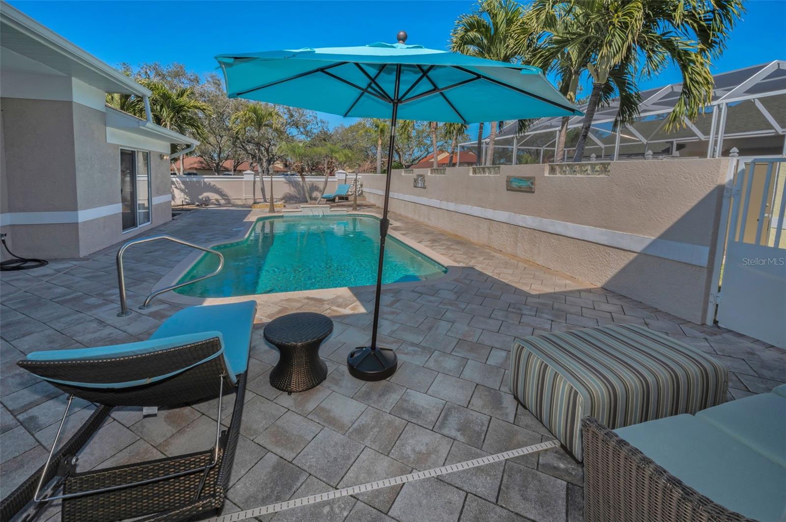 8155 ELISABETH LN, SEMINOLE, FL, 33777