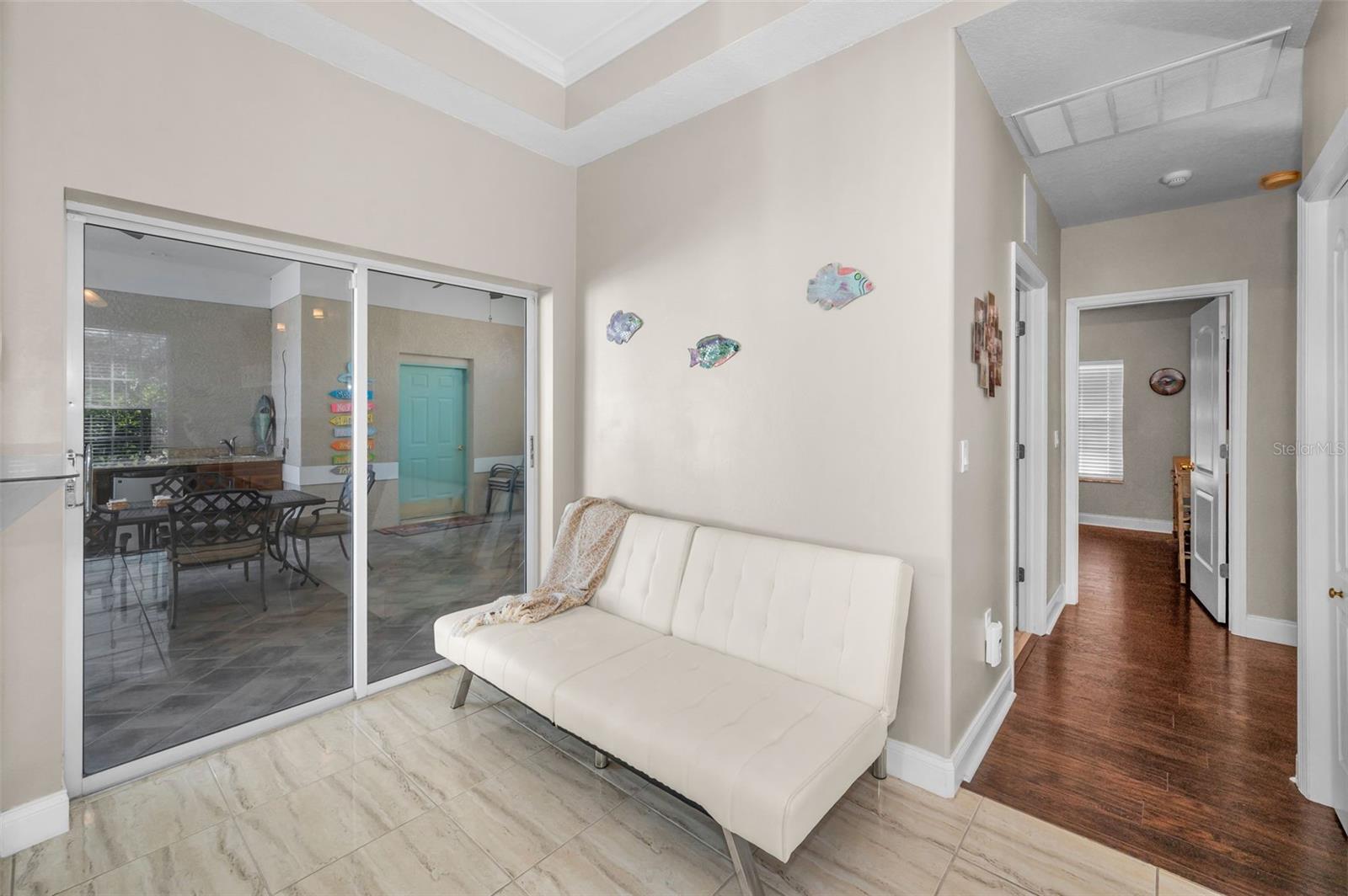 8155 ELISABETH LN, SEMINOLE, FL, 33777