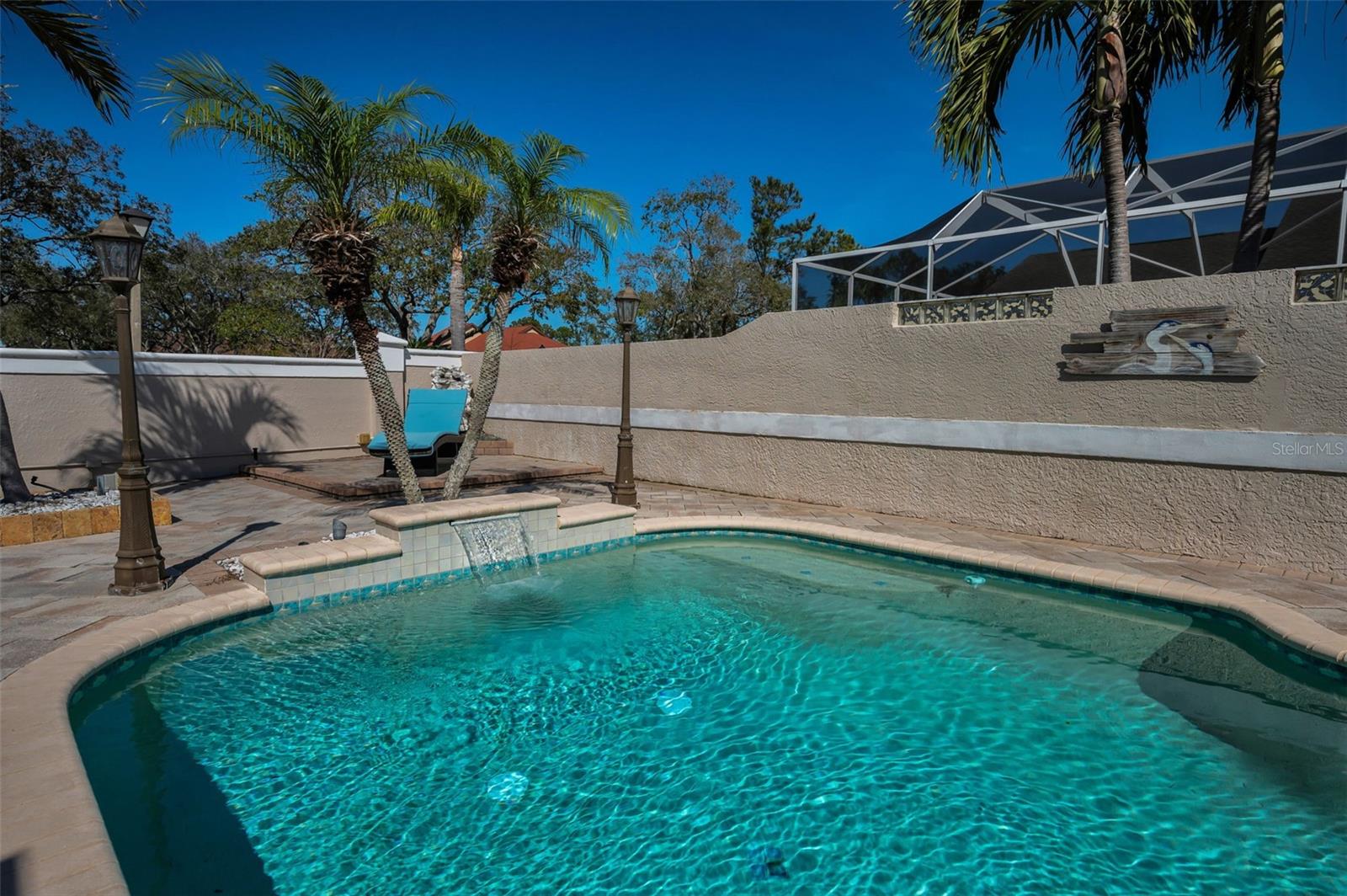 8155 ELISABETH LN, SEMINOLE, FL, 33777