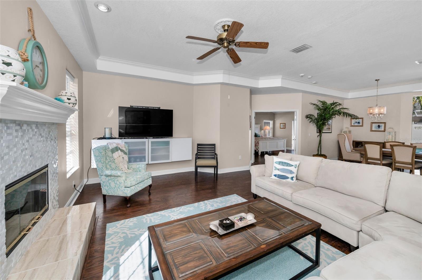 8155 ELISABETH LN, SEMINOLE, FL, 33777
