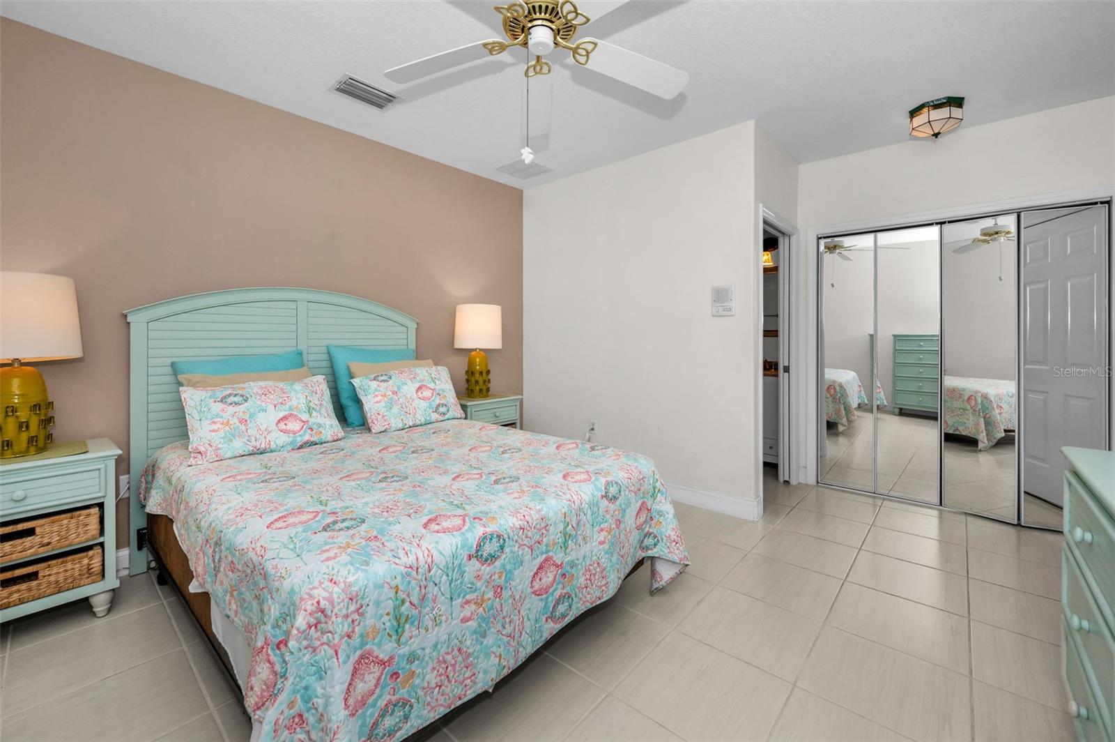 8155 ELISABETH LN, SEMINOLE, FL, 33777