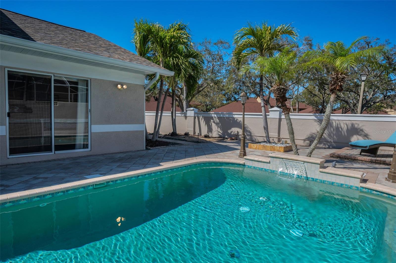 8155 ELISABETH LN, SEMINOLE, FL, 33777