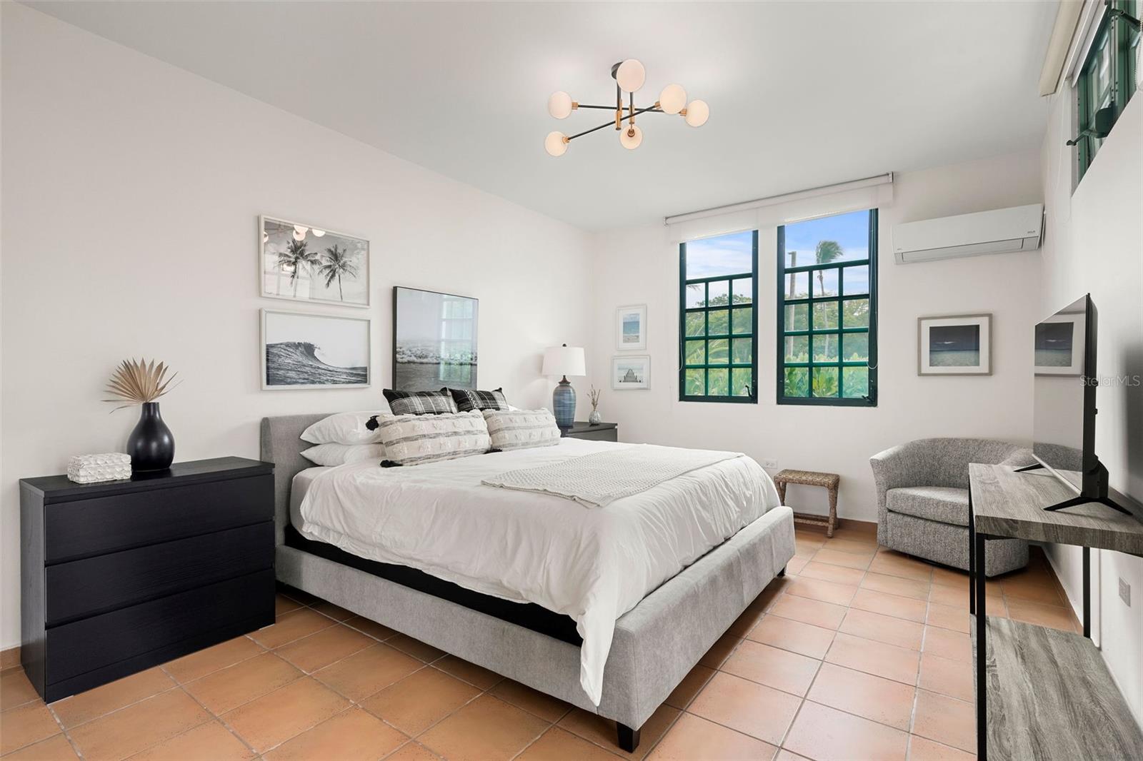 PR9111784 Property Photo