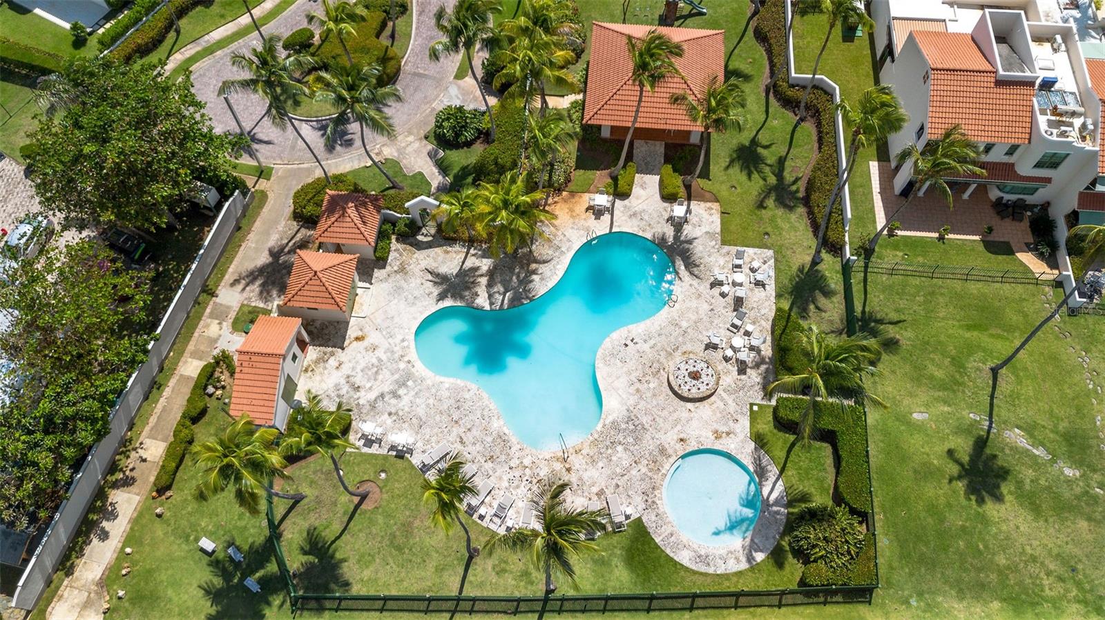 PR9111784 Property Photo