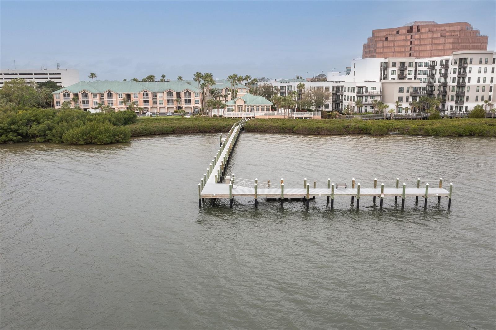 1213 BAY CLUB CIR, TAMPA, FL, 33607