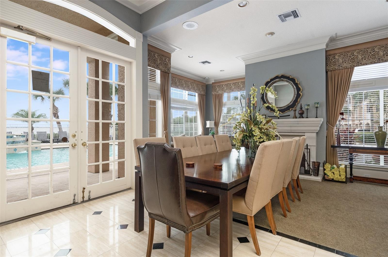 1213 BAY CLUB CIR, TAMPA, FL, 33607