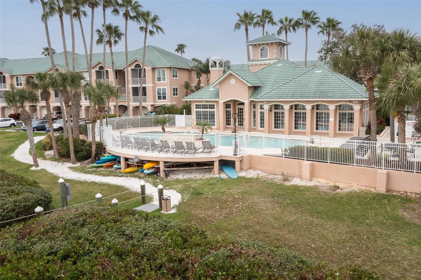 1213 BAY CLUB CIR, TAMPA, FL, 33607