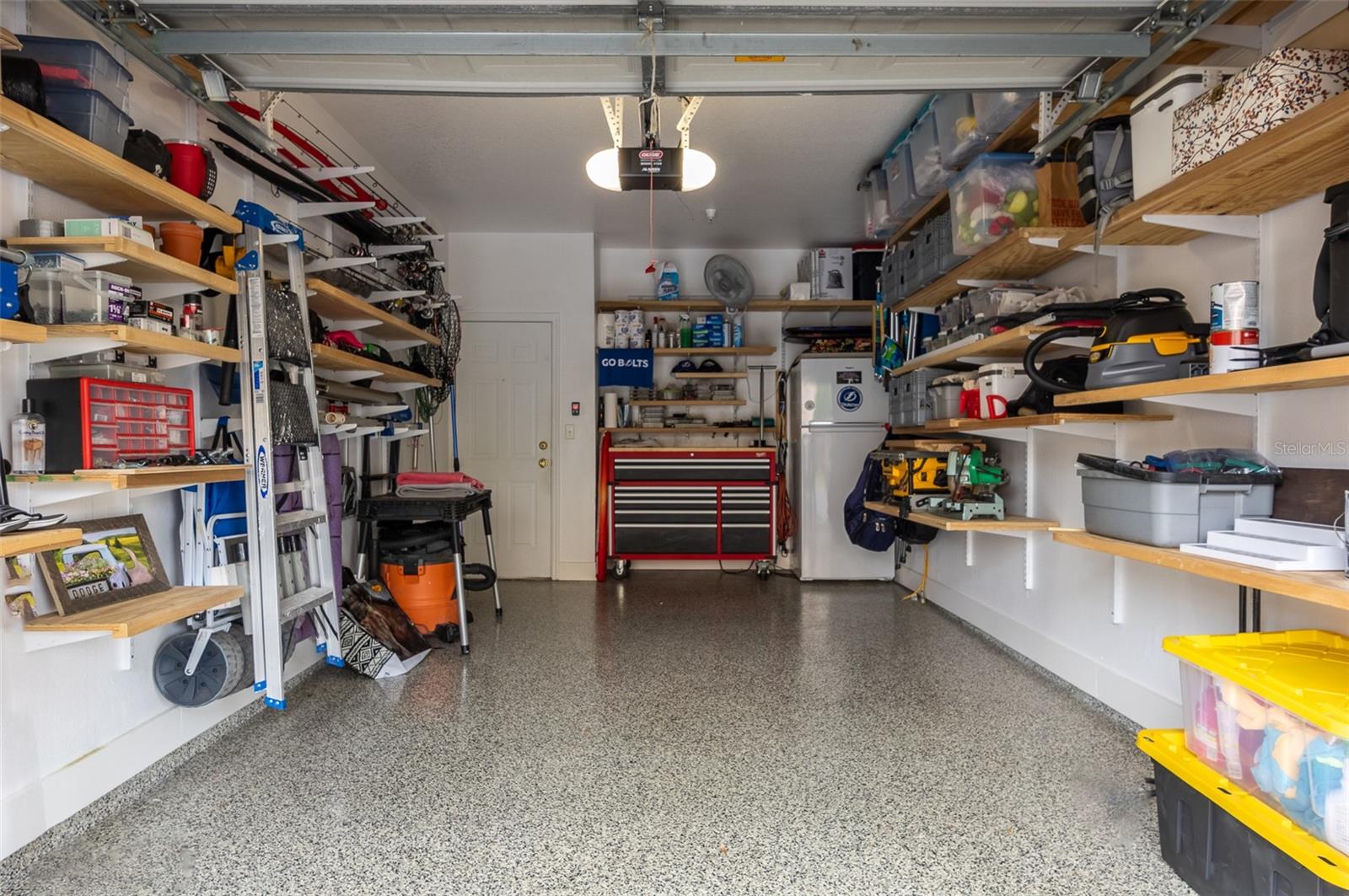1213 BAY CLUB CIR, TAMPA, FL, 33607