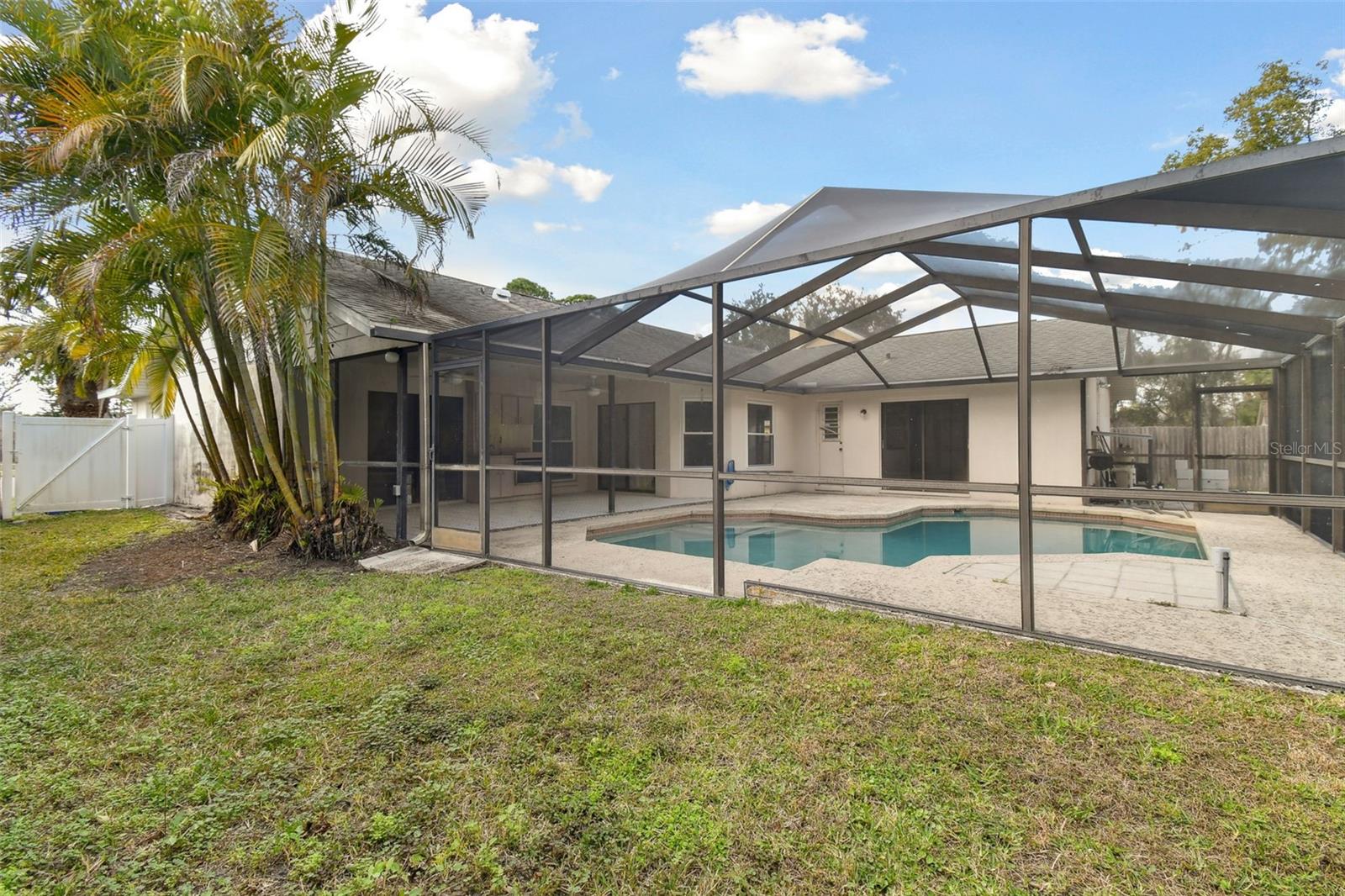 4735 FOXSHIRE CIR, TAMPA, FL, 33624