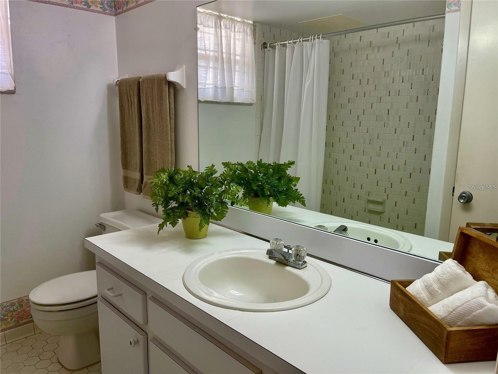 700 MIRROR TER NW #111, WINTER HAVEN, FL, 33881