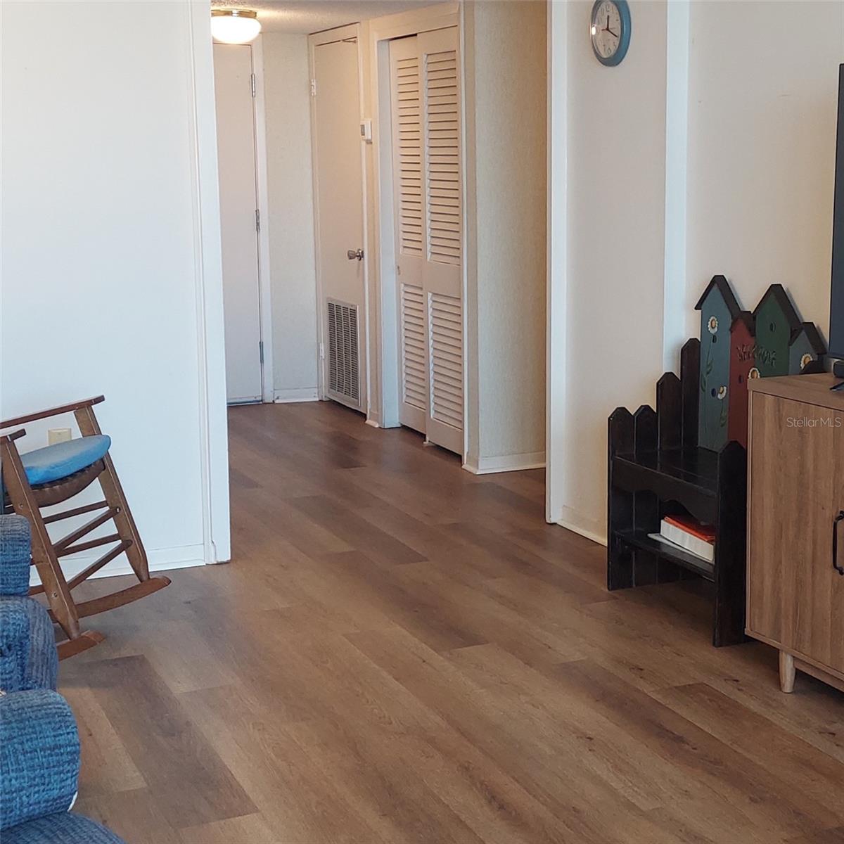 700 MIRROR TER NW #111, WINTER HAVEN, FL, 33881