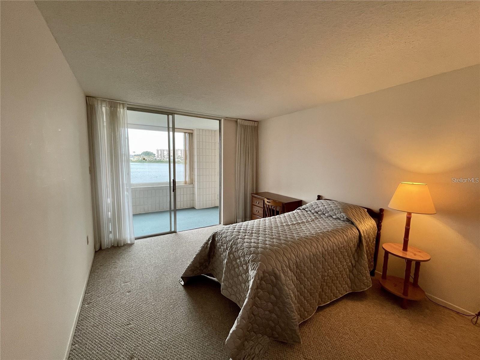 700 MIRROR TER NW #111, WINTER HAVEN, FL, 33881