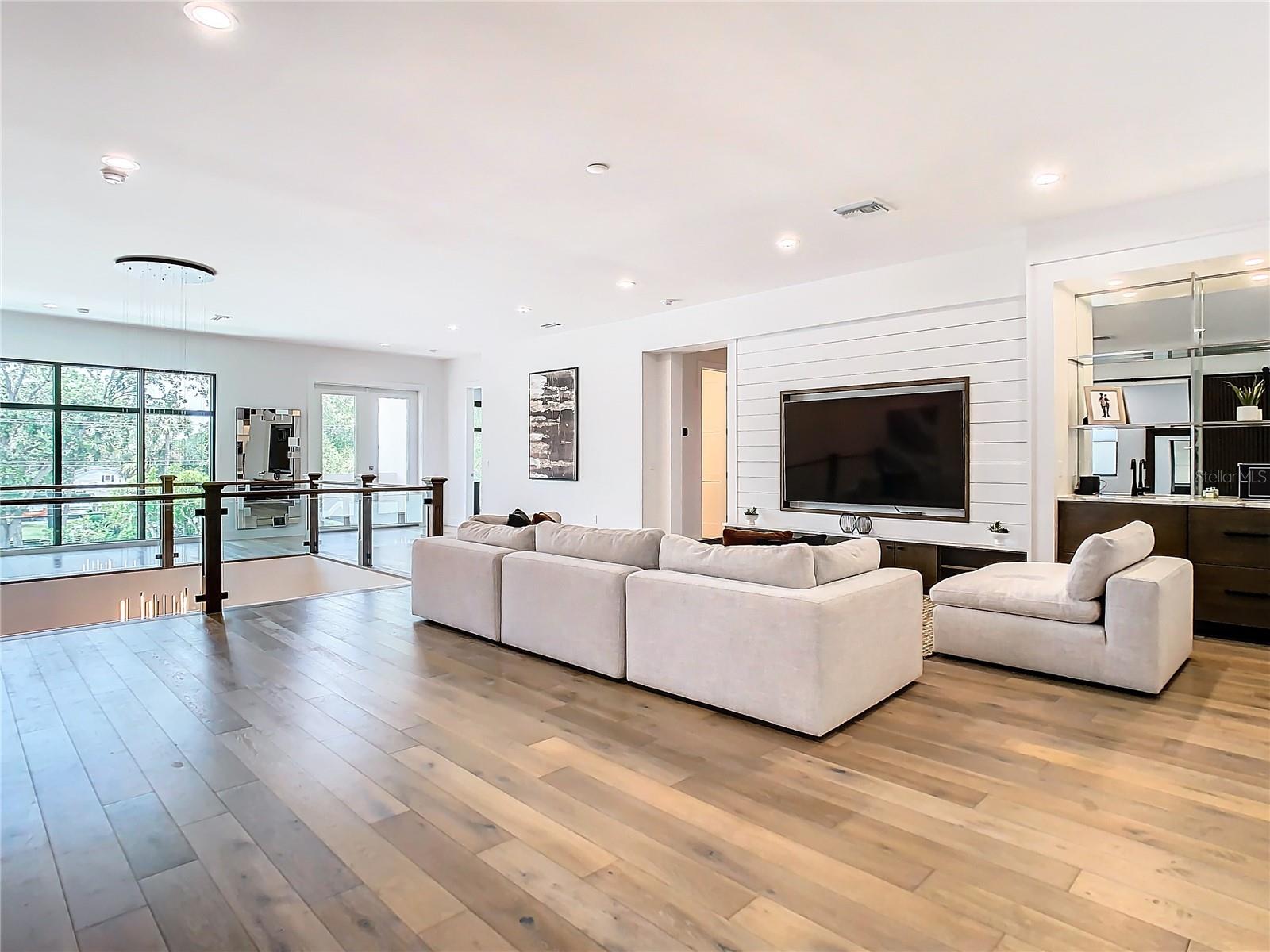 4816 W SAN JOSE ST, TAMPA, FL, 33629