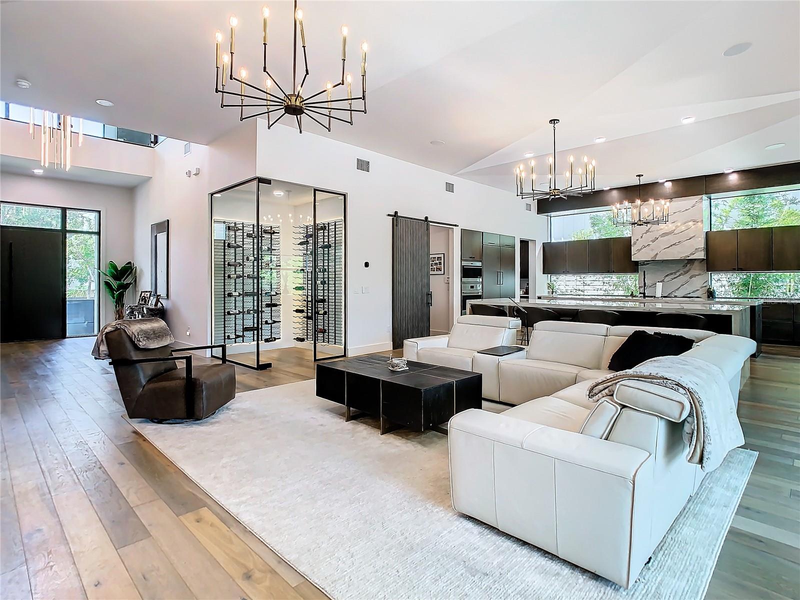 4816 W SAN JOSE ST, TAMPA, FL, 33629