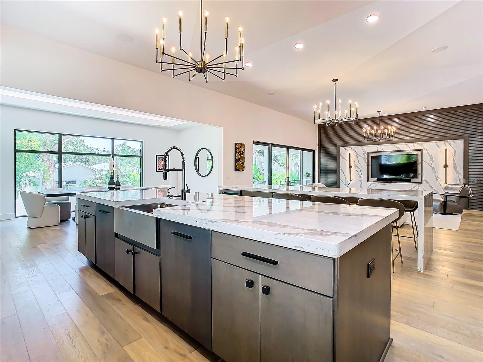 4816 W SAN JOSE ST, TAMPA, FL, 33629