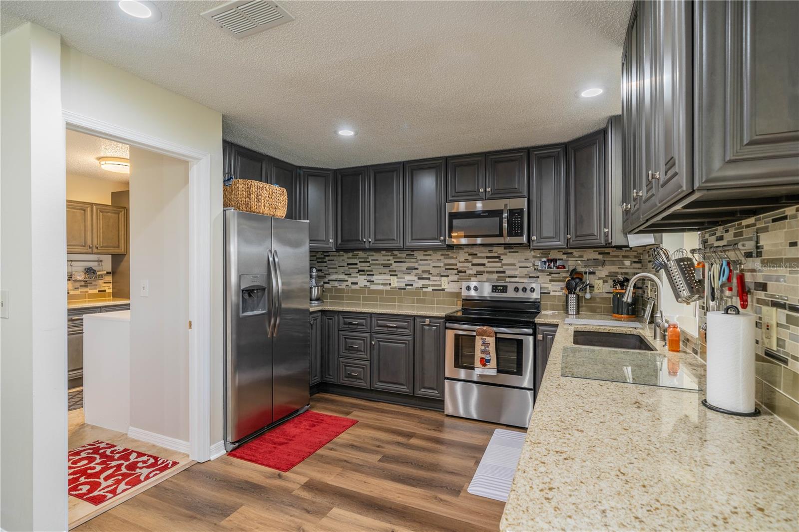 2223 IVAN CT #59, SUN CITY CENTER, FL, 33573