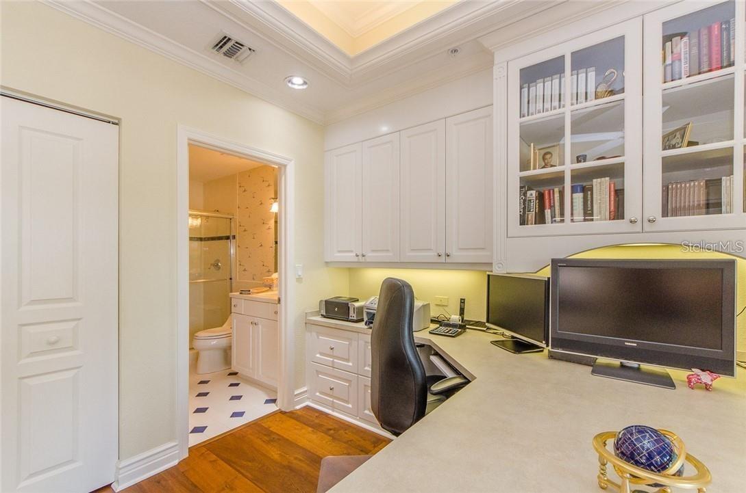 18700 GULF BLVD #6, INDIAN SHORES, FL, 33785