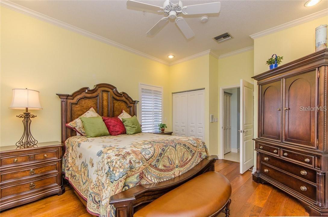 18700 GULF BLVD #6, INDIAN SHORES, FL, 33785