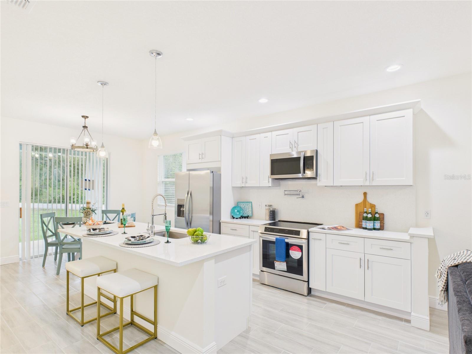 47 SEQUOIA LOOP, OCKLAWAHA, FL, 32179