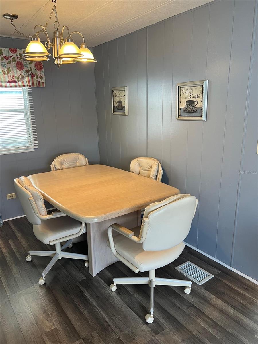 93 PINDO PALM ST E, LARGO, FL, 33770