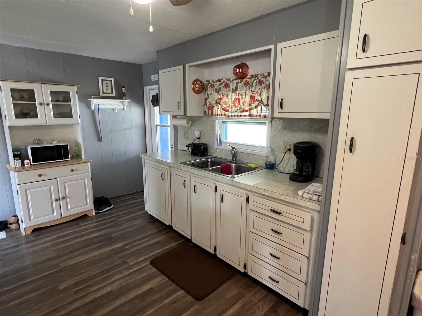 93 PINDO PALM ST E, LARGO, FL, 33770