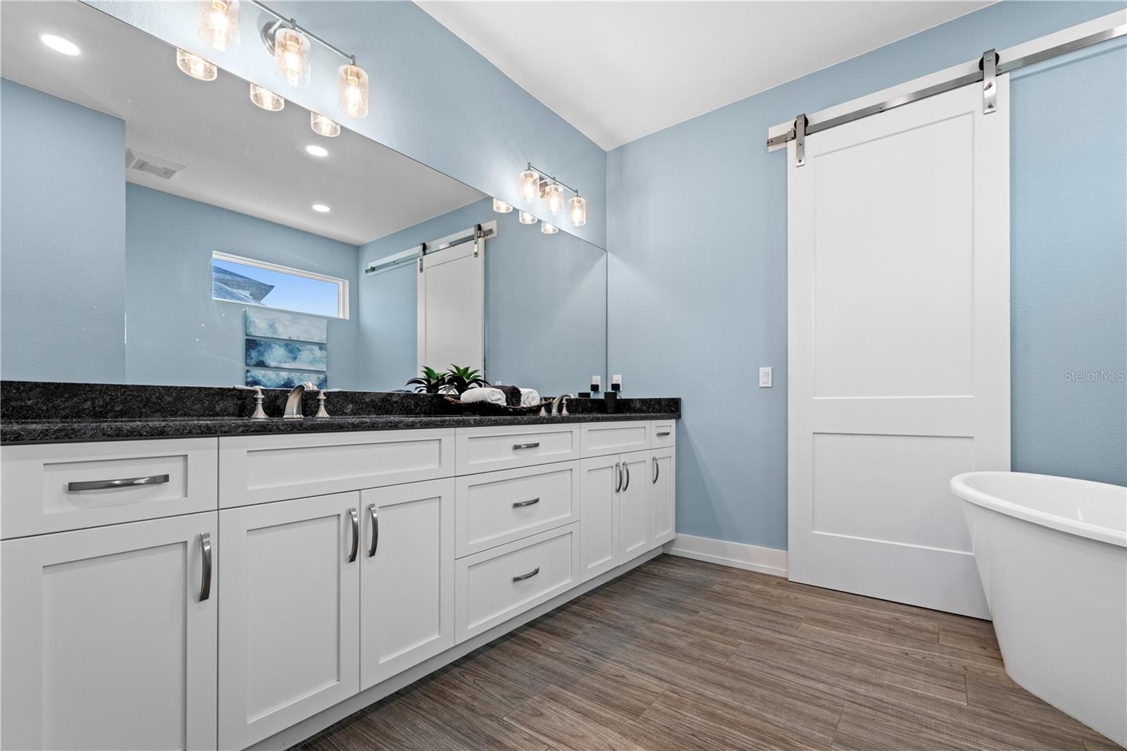 15044 ACORN CIR, PORT CHARLOTTE, FL, 33981