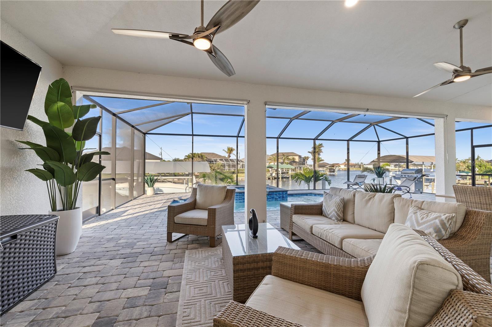 15044 ACORN CIR, PORT CHARLOTTE, FL, 33981