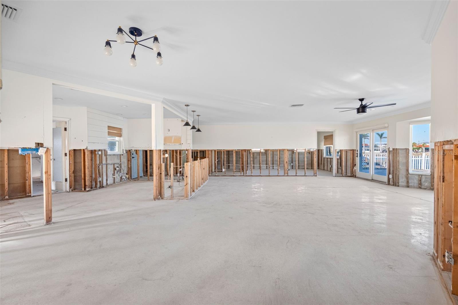 11005 5TH ST E, TREASURE ISLAND, FL, 33706