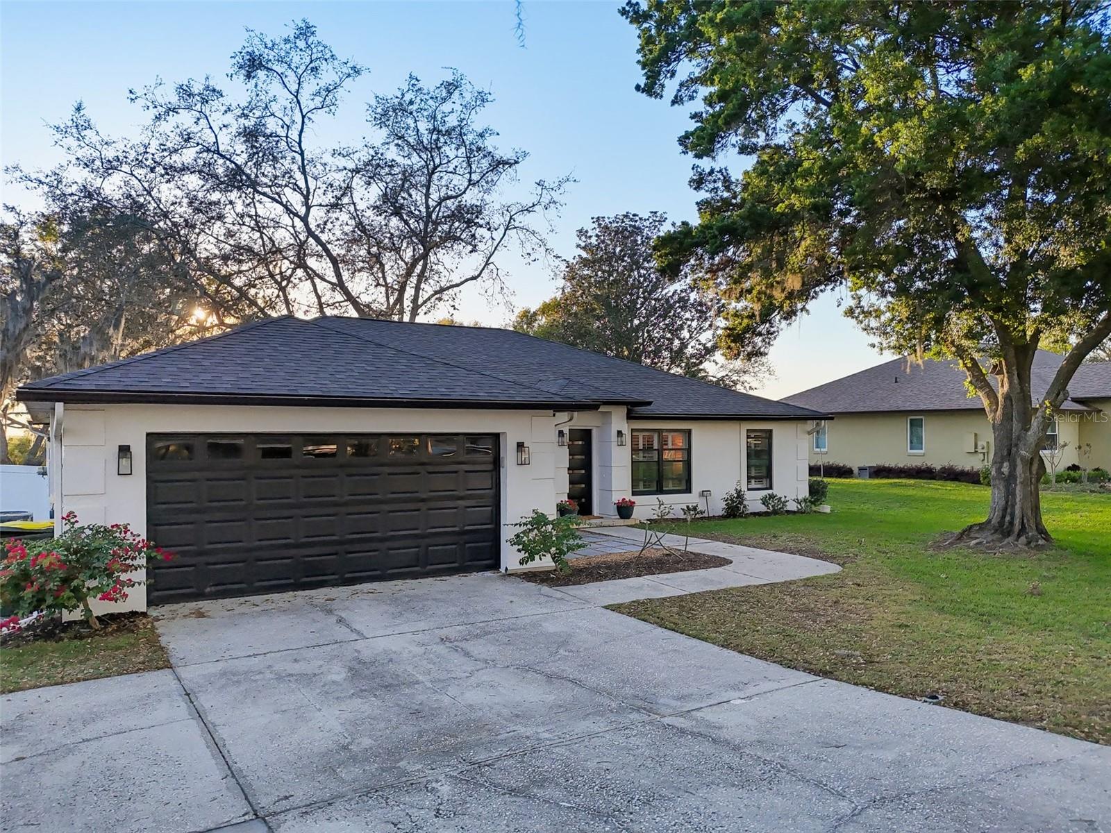 2294 LAKEVIEW AVE, CLERMONT, FL, 34711