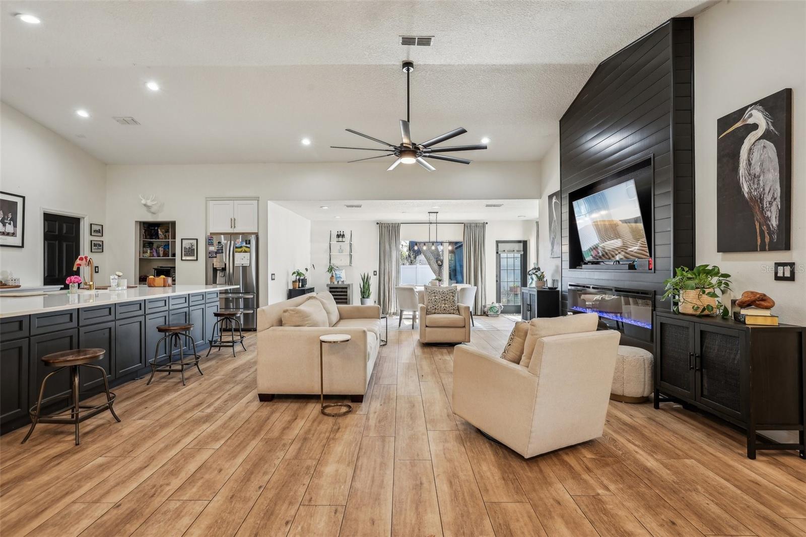 2294 LAKEVIEW AVE, CLERMONT, FL, 34711
