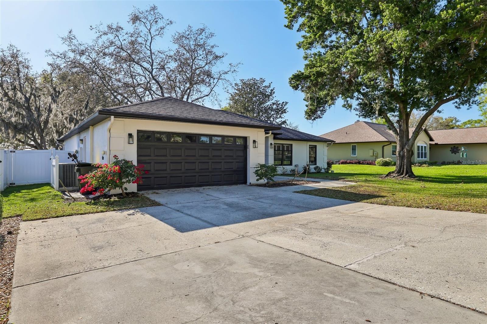 2294 LAKEVIEW AVE, CLERMONT, FL, 34711