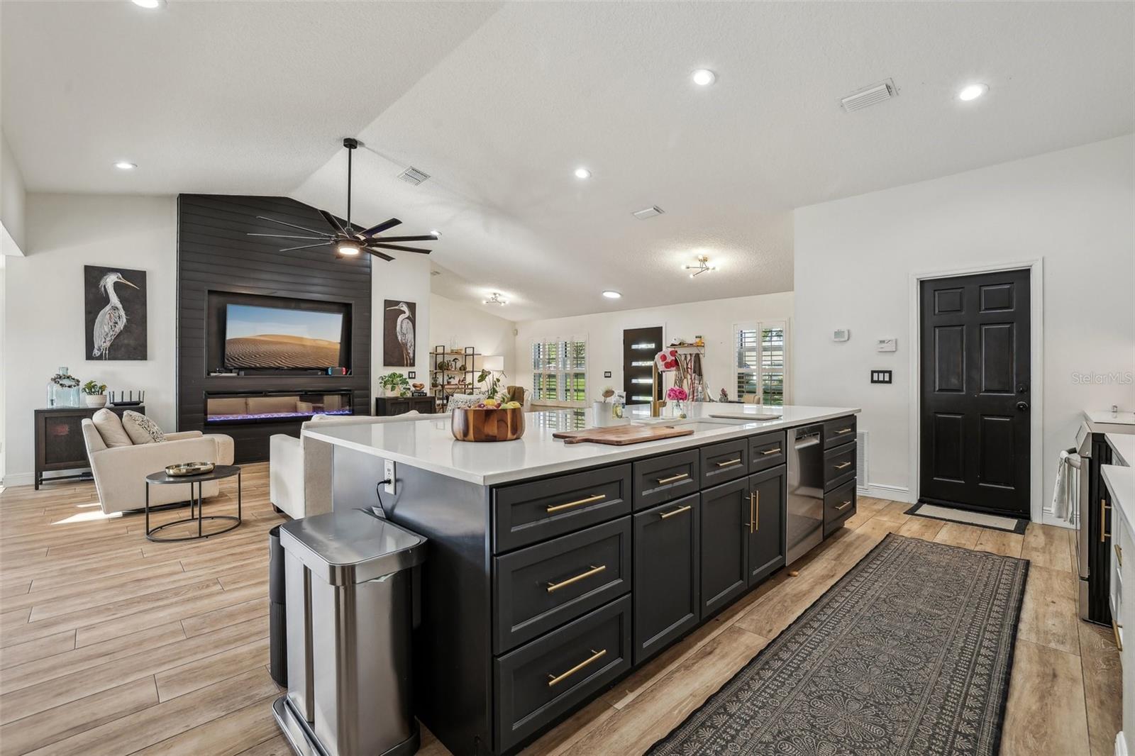 2294 LAKEVIEW AVE, CLERMONT, FL, 34711