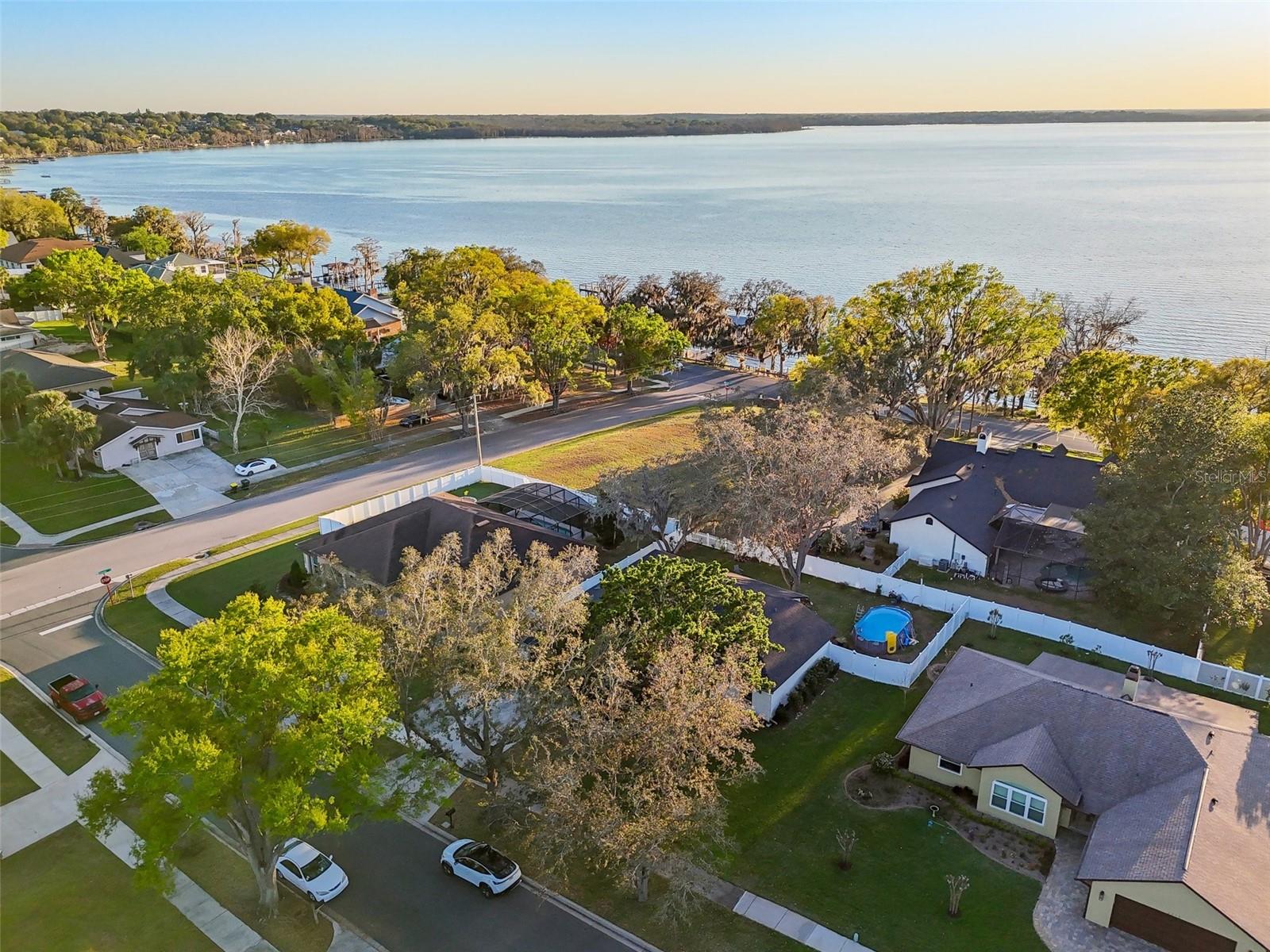 2294 LAKEVIEW AVE, CLERMONT, FL, 34711