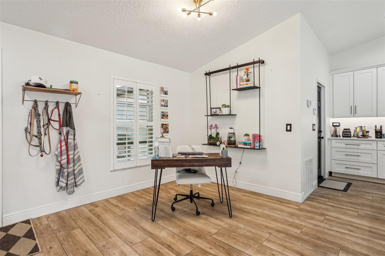 2294 LAKEVIEW AVE, CLERMONT, FL, 34711