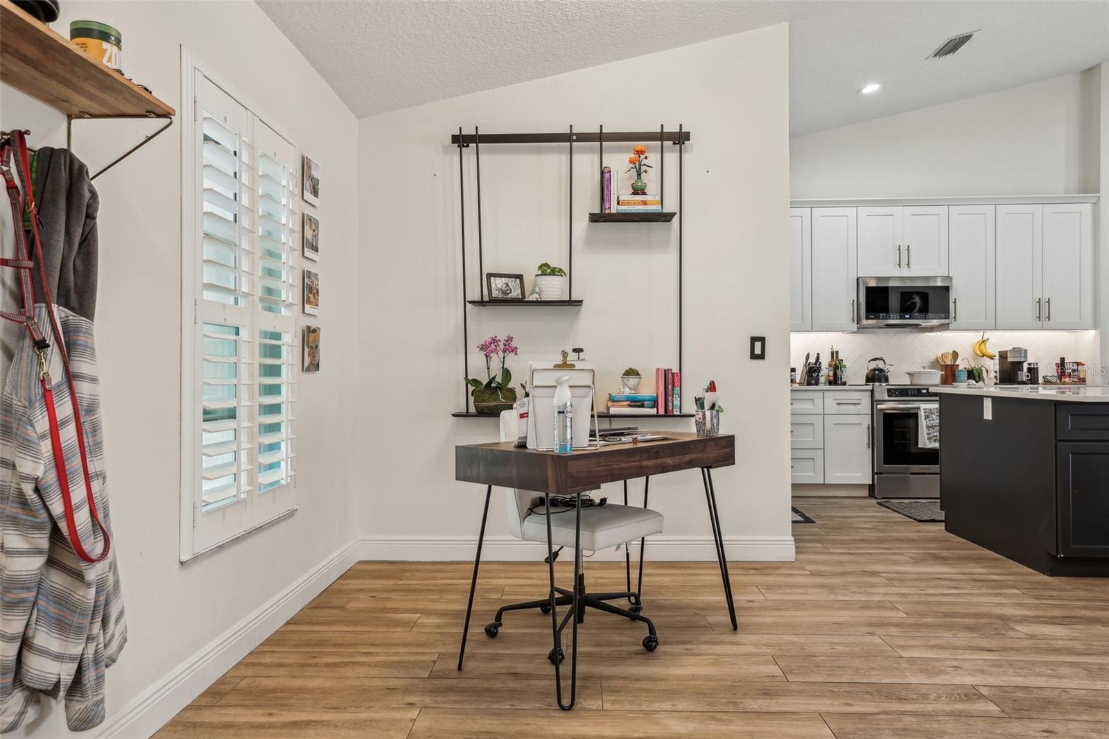 2294 LAKEVIEW AVE, CLERMONT, FL, 34711
