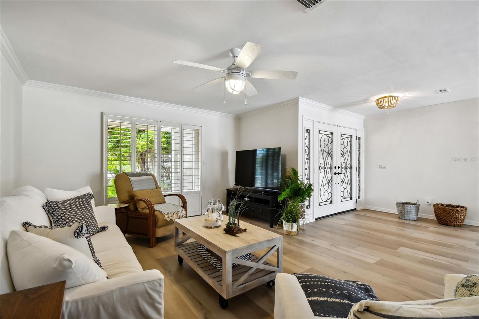 205 HARRISON AVE, BELLEAIR BEACH, FL, 33786