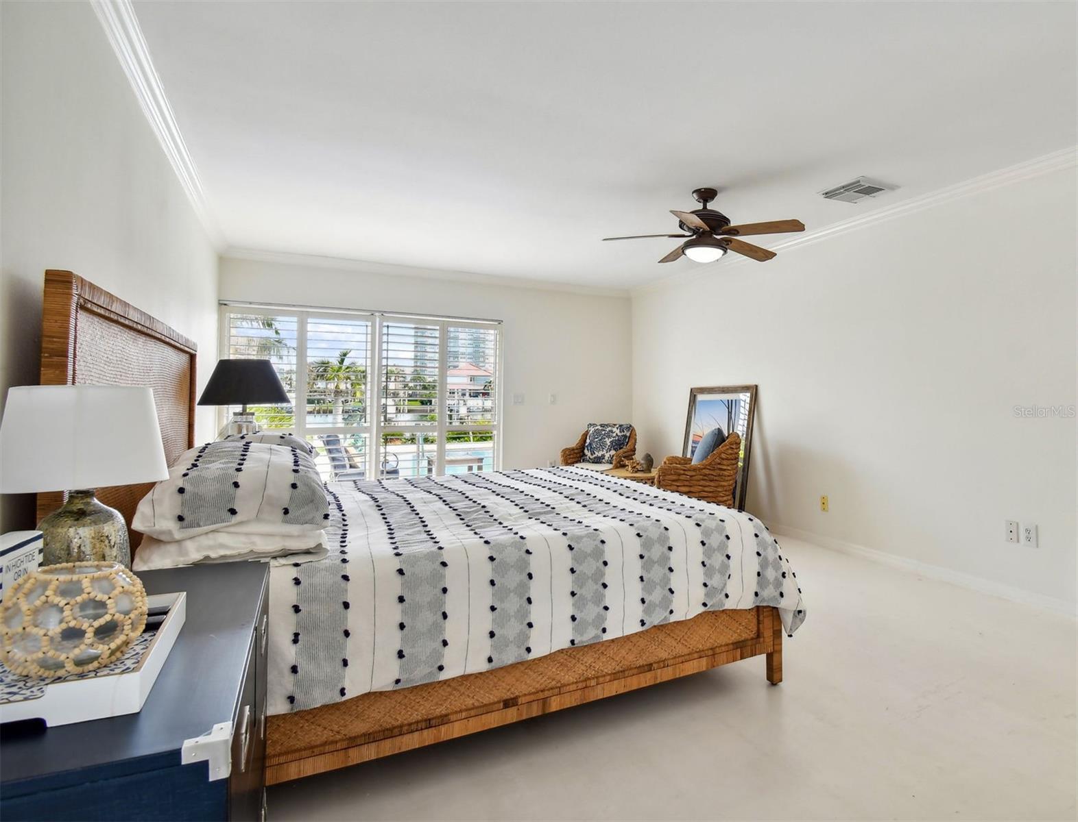 205 HARRISON AVE, BELLEAIR BEACH, FL, 33786