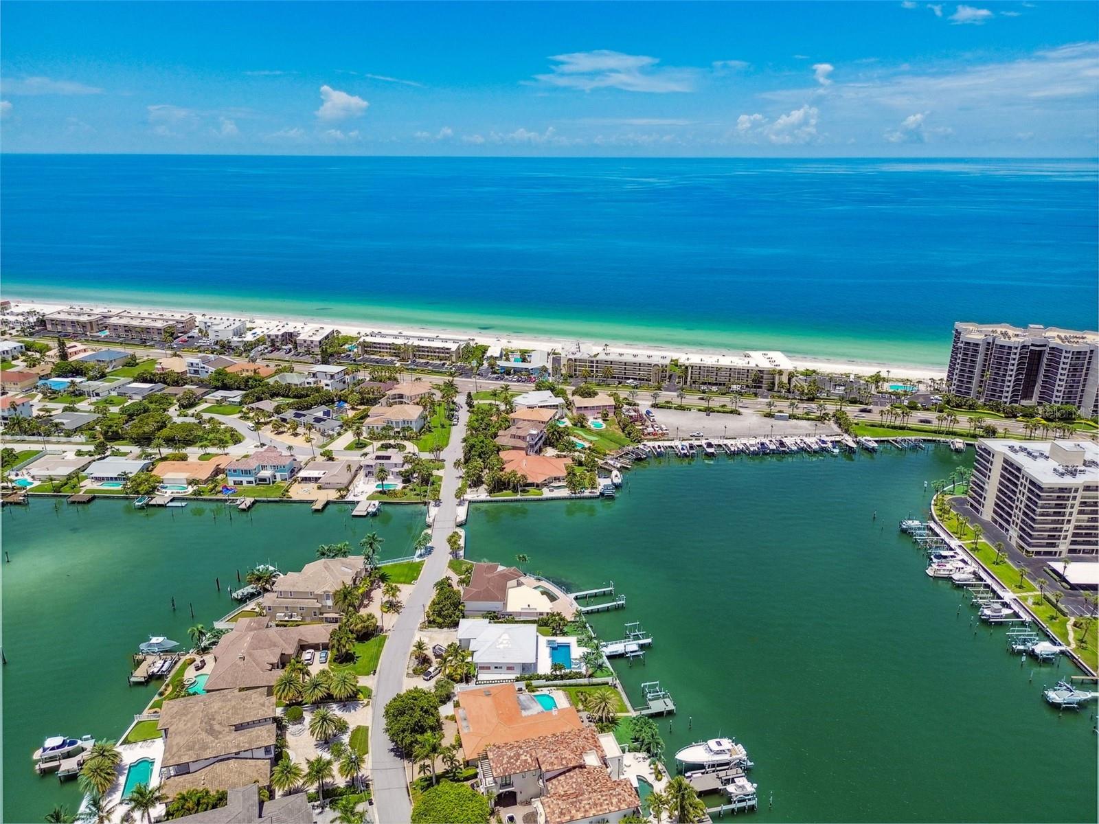 205 HARRISON AVE, BELLEAIR BEACH, FL, 33786