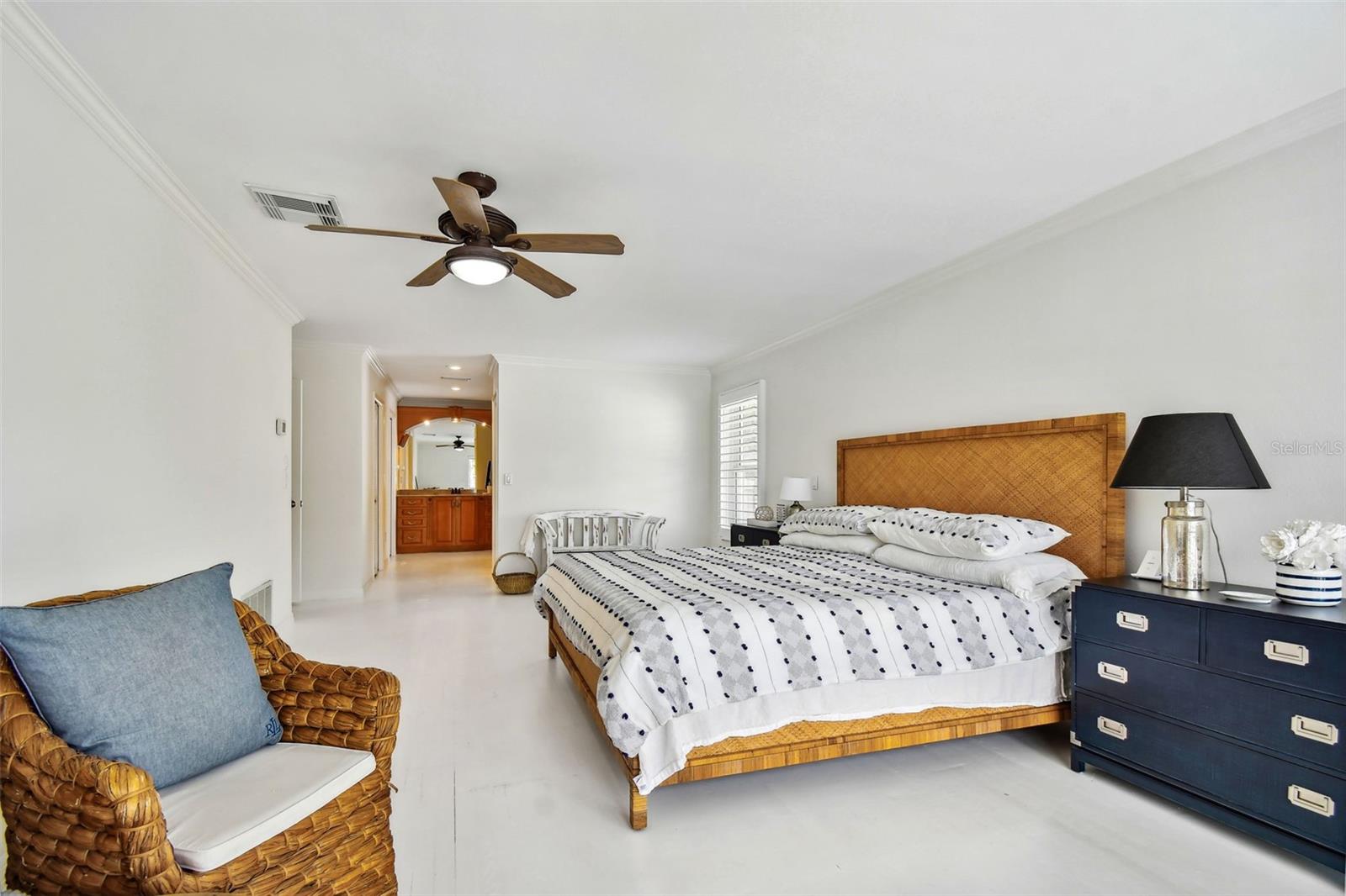205 HARRISON AVE, BELLEAIR BEACH, FL, 33786