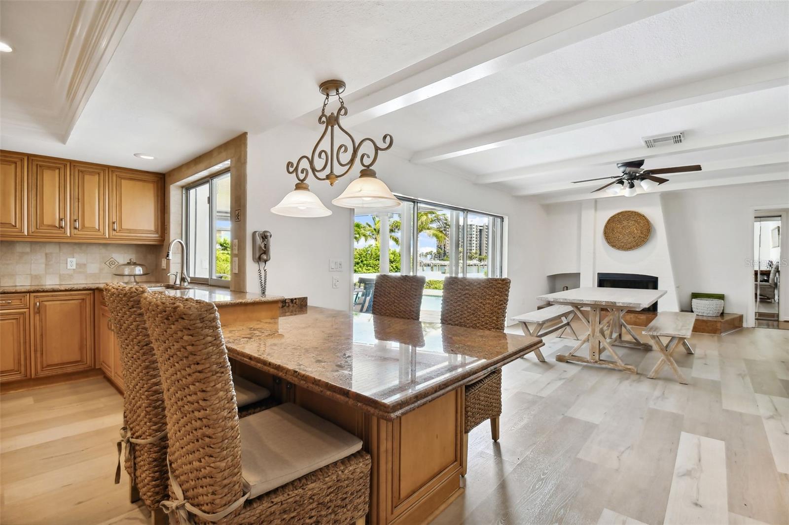 205 HARRISON AVE, BELLEAIR BEACH, FL, 33786