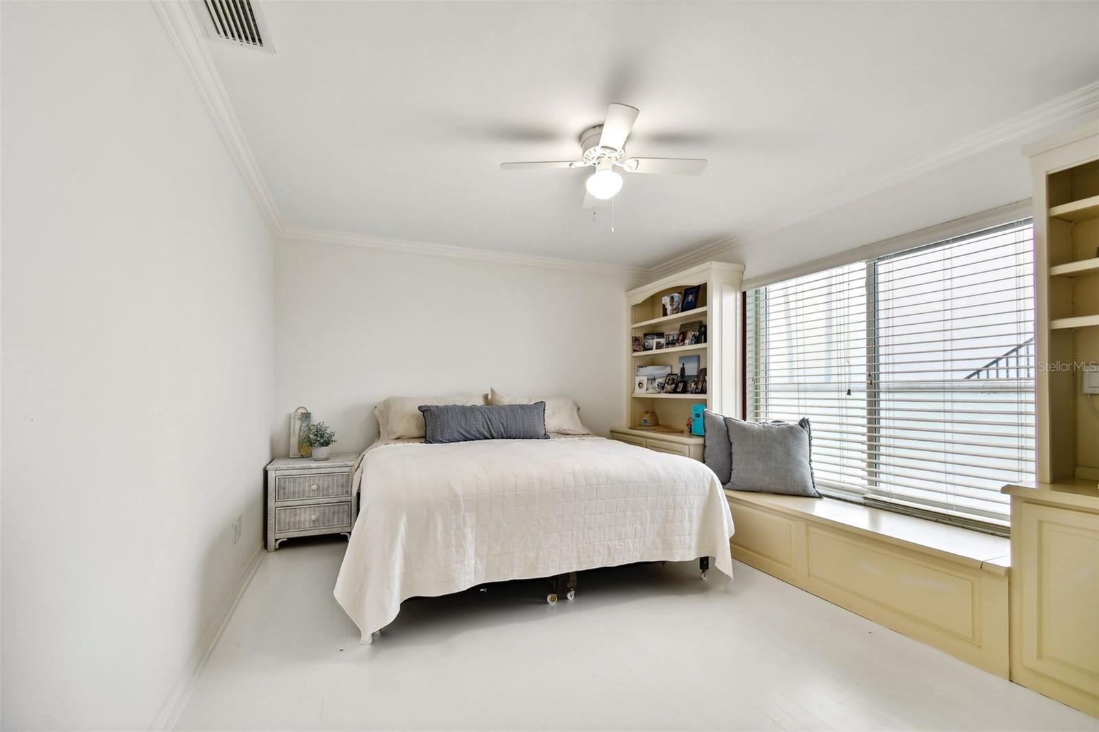 205 HARRISON AVE, BELLEAIR BEACH, FL, 33786