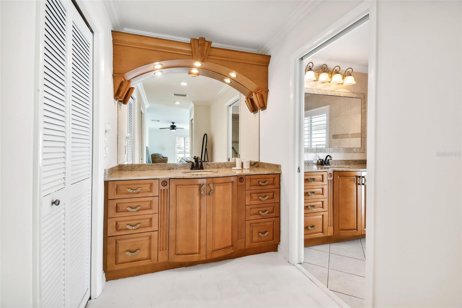 205 HARRISON AVE, BELLEAIR BEACH, FL, 33786