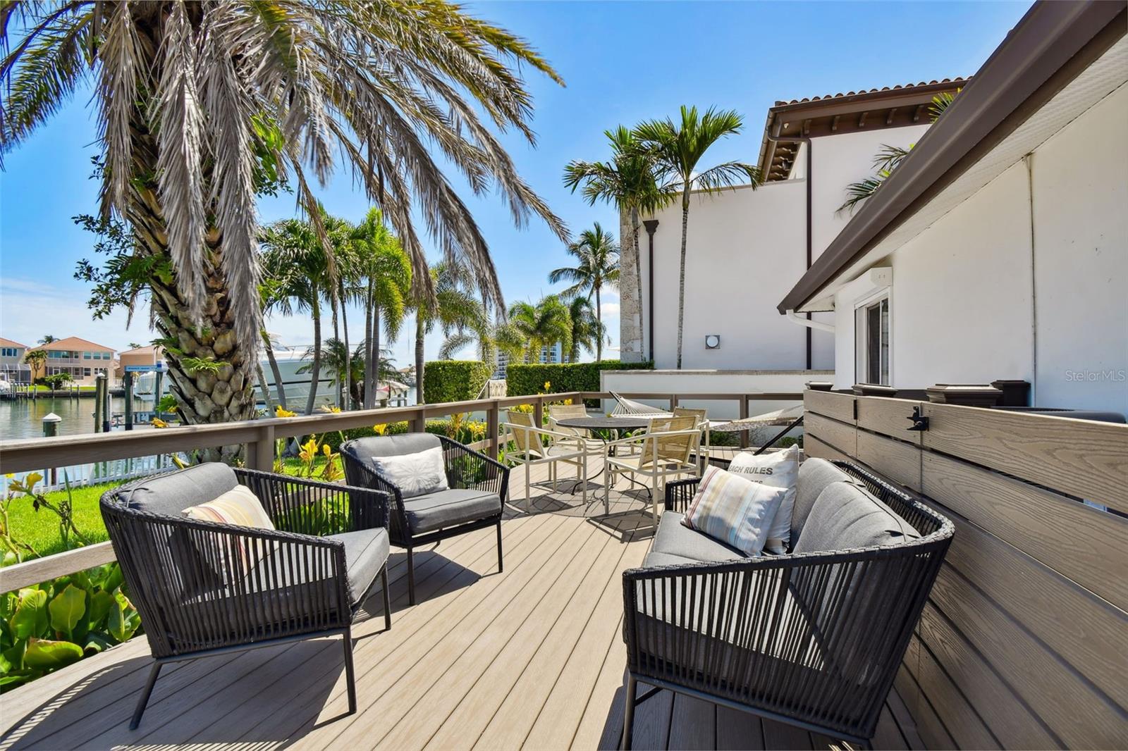 205 HARRISON AVE, BELLEAIR BEACH, FL, 33786