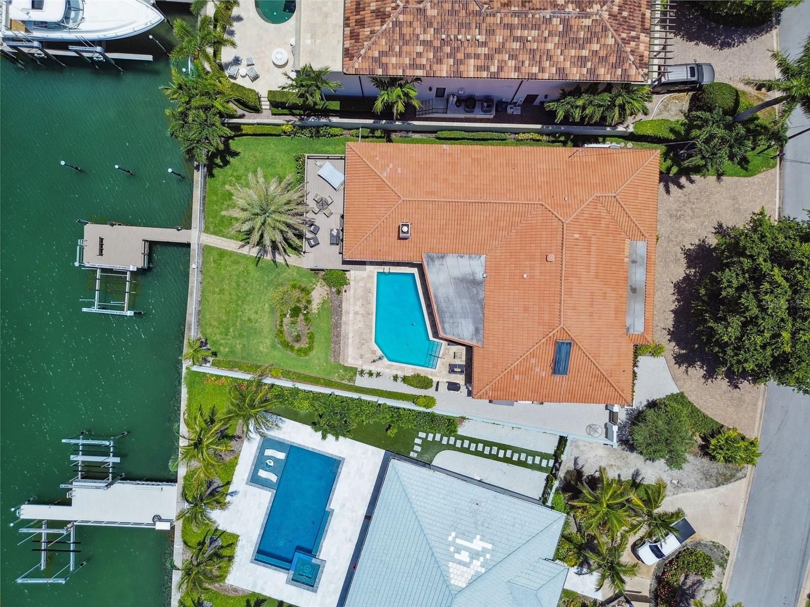 205 HARRISON AVE, BELLEAIR BEACH, FL, 33786